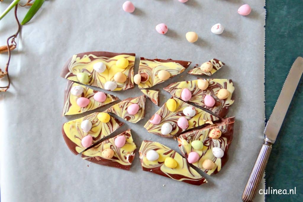 Chocoladereep met dragee eitjes