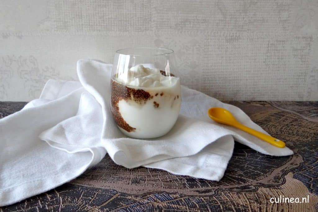 Koffie chiapudding met Skyr