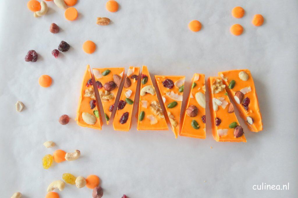 Oranje studentenhaver chocoladereep