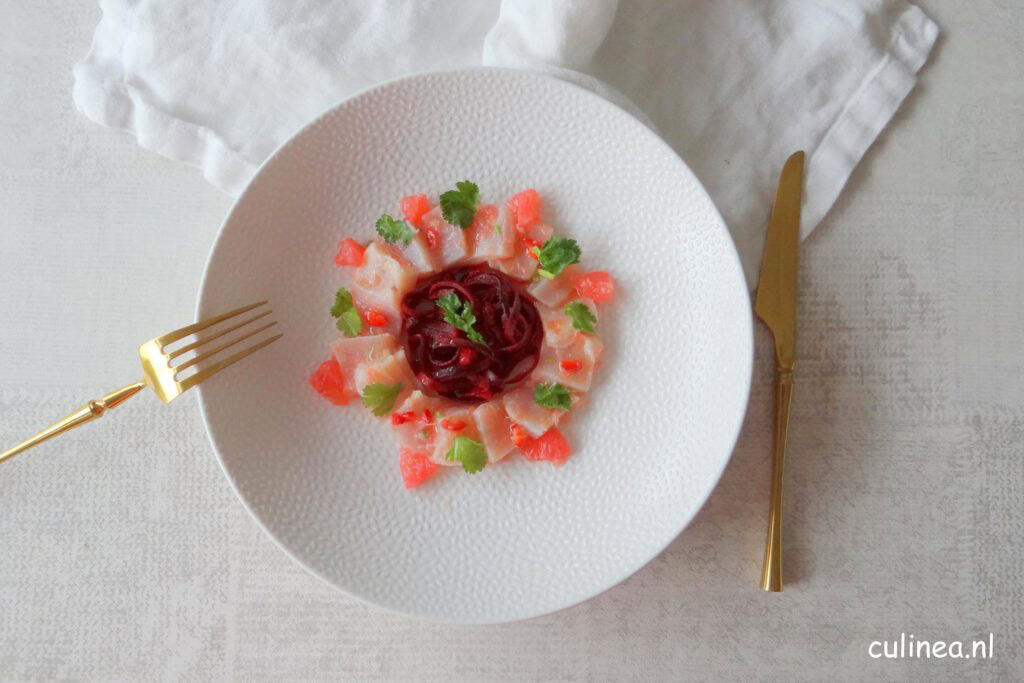 Ceviche van tonijn met grapefruit