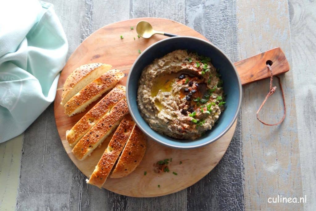Baba Ganoush met zwarte knoflook