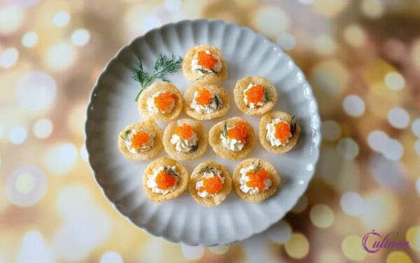 Kroepoek met roomkaas en kaviaar