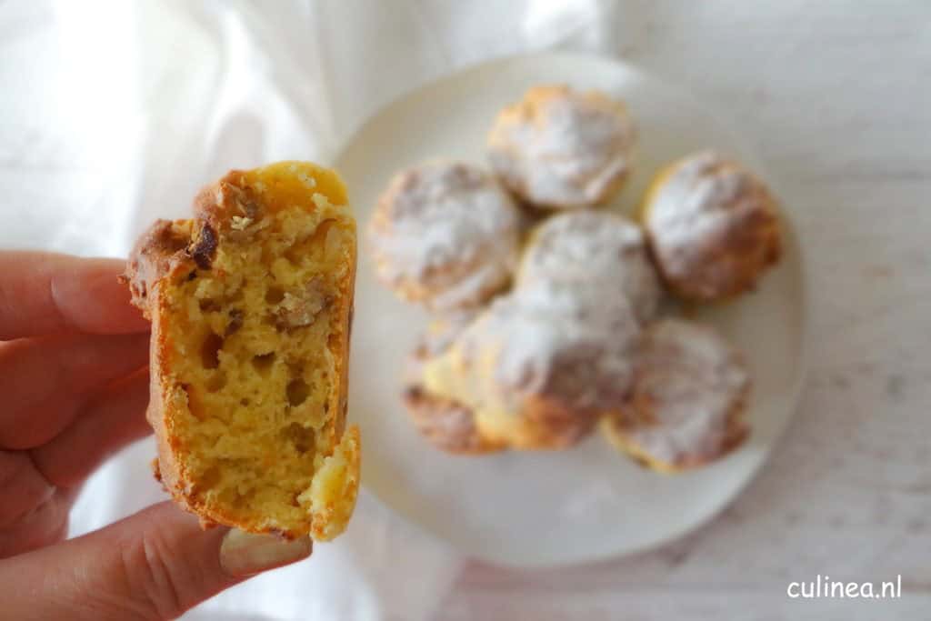 Luchtige kwarkbollen met dadels en walnoten