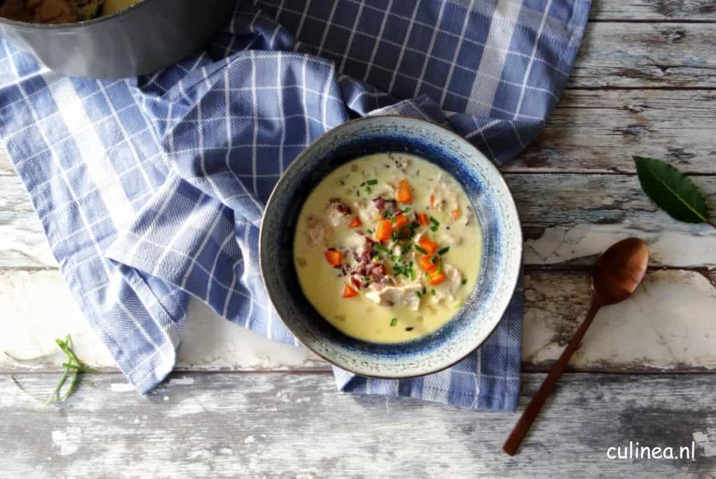 Romige soep met kalkoen en rijst