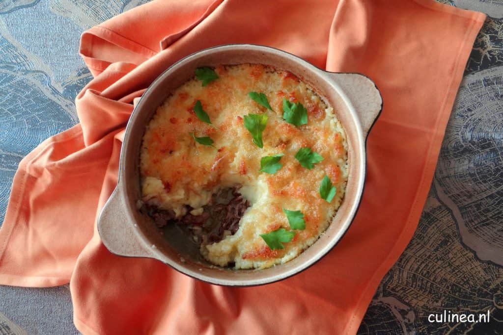 Ovenschotel met gekonfijte eendenbout