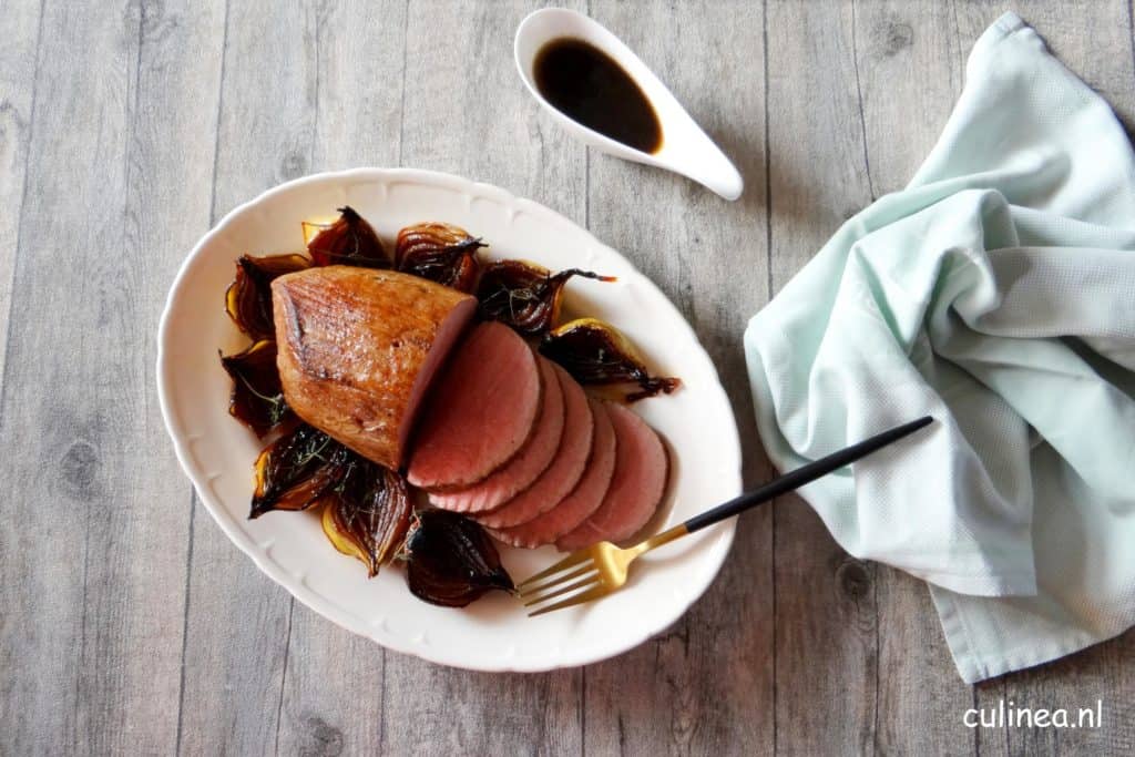Rosbief uit de oven met balsamico uien