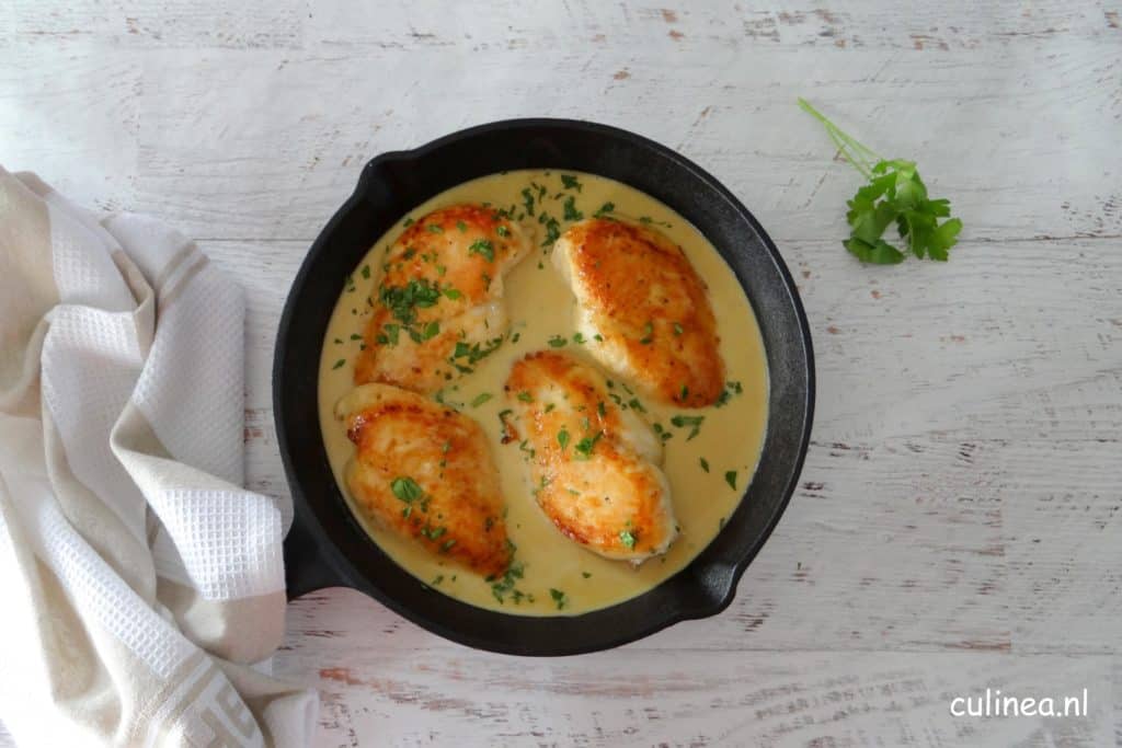 Kipfilets in een romige honing mosterdsaus