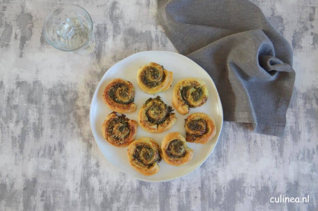 Pesto en kaas bladerdeeg spiraal