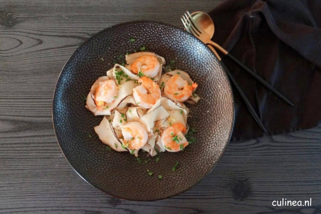 Schorseneer tagliatelle met garnalen