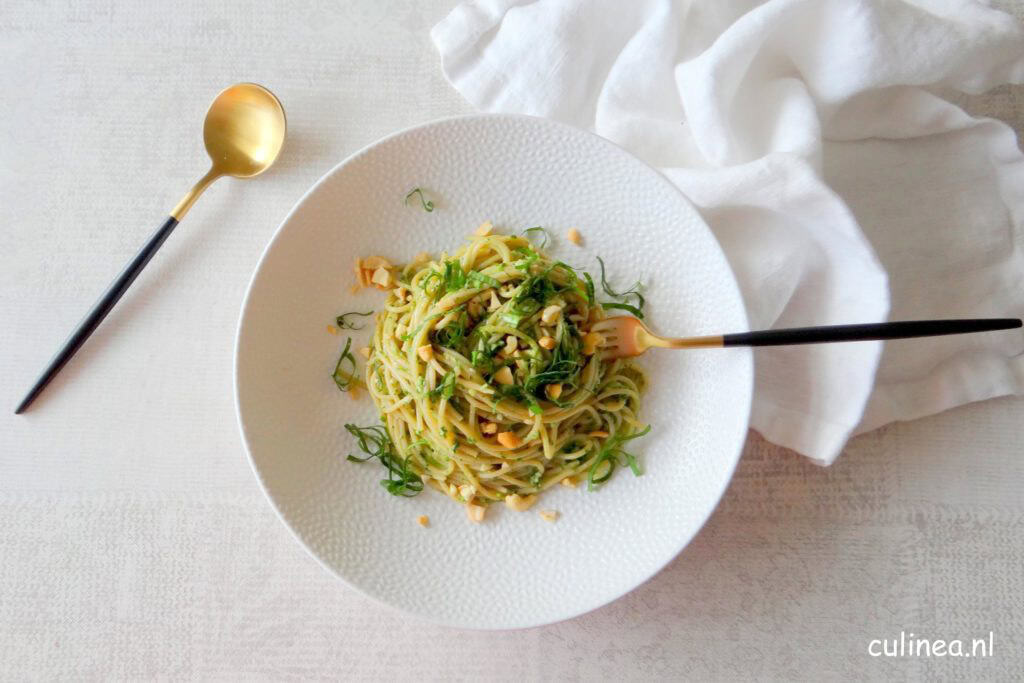 Spaghetti met daslookpesto