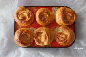 Cruffins gevuld met jam