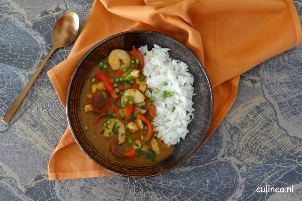 Gumbo met kalkoen en chorizo