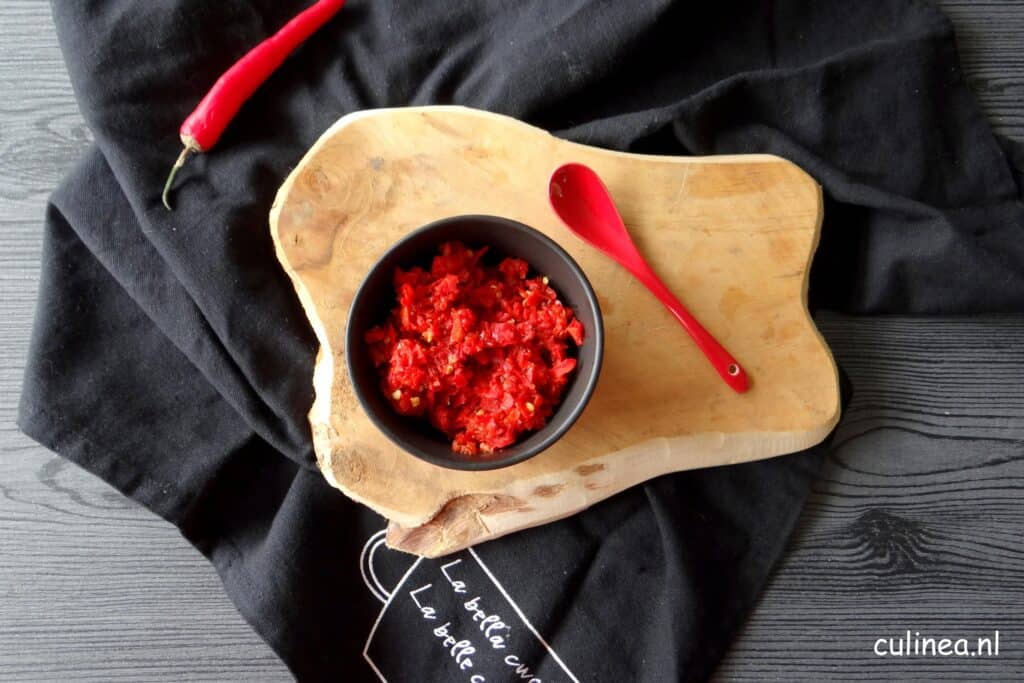 Indiase hete saus Kashmiri