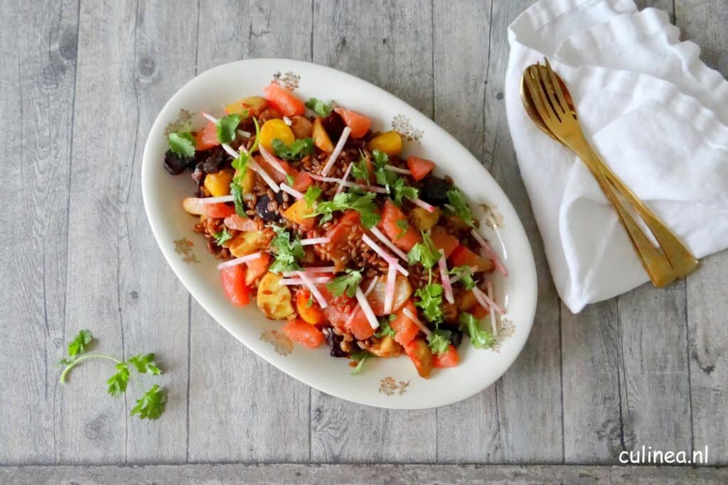 Speltsalade met groenten uit de polder