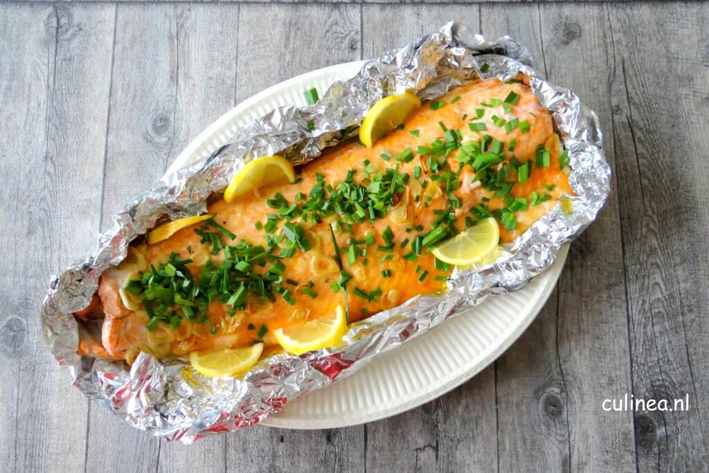 zalm uit de oven in aluminiumfolie
