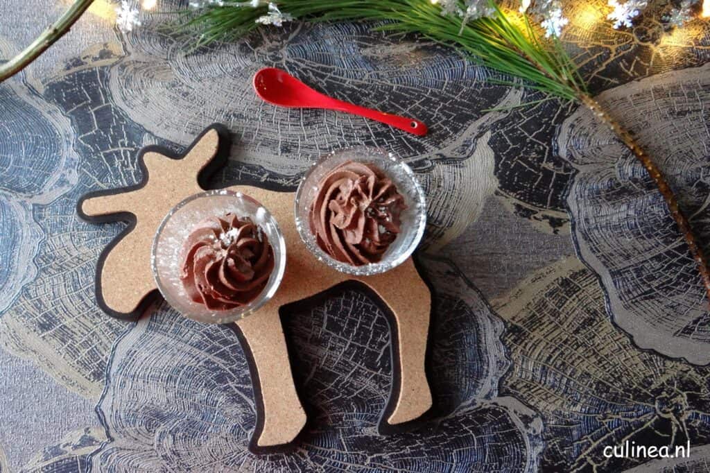 Zijdezacht chocolade dessert