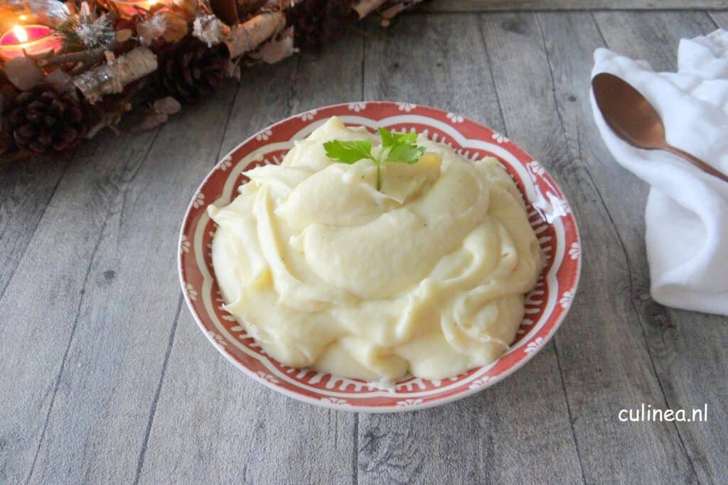 pastinaak puree in een bak