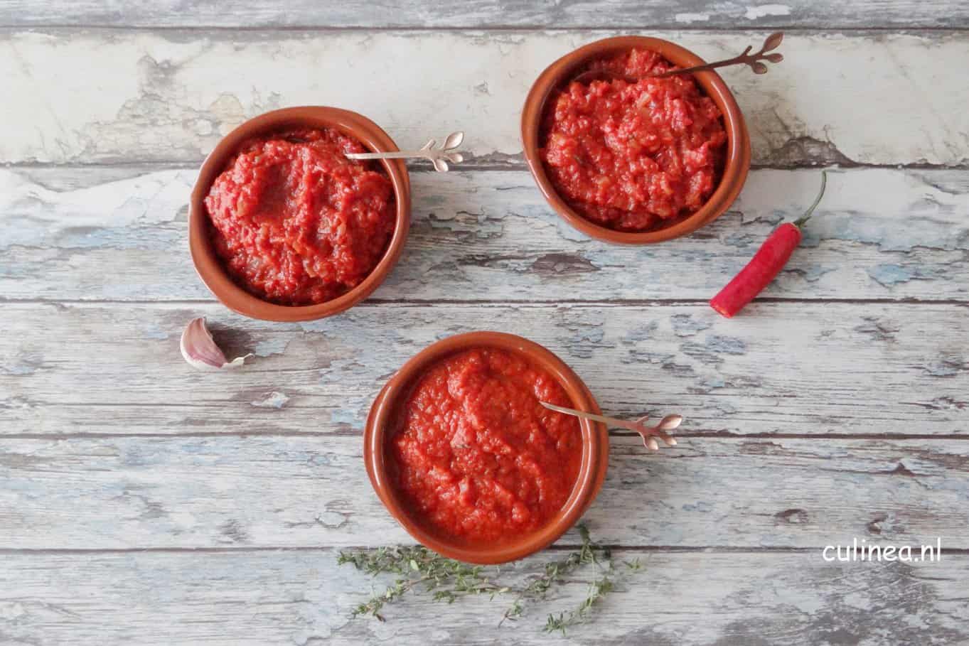 Zelf tomatensaus maken: