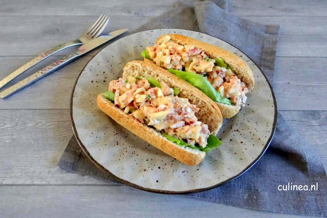 broodje met tonijnsalade