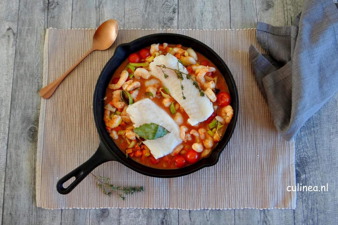 vispotje met kabeljauw in tomatensaus