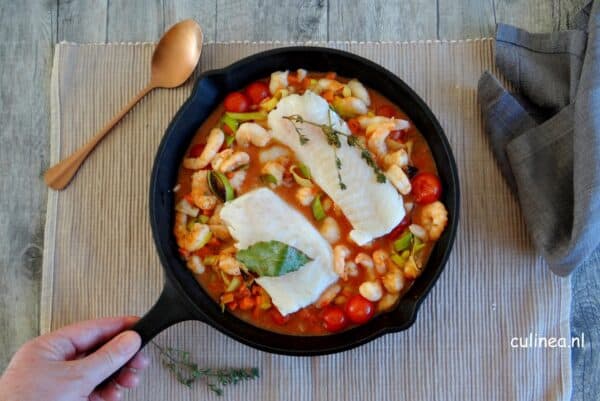 vispotje met kabeljauw in tomatensaus