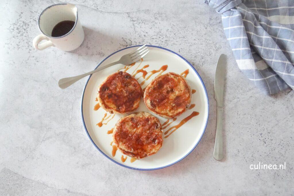 Drie in de pan met rozijnen