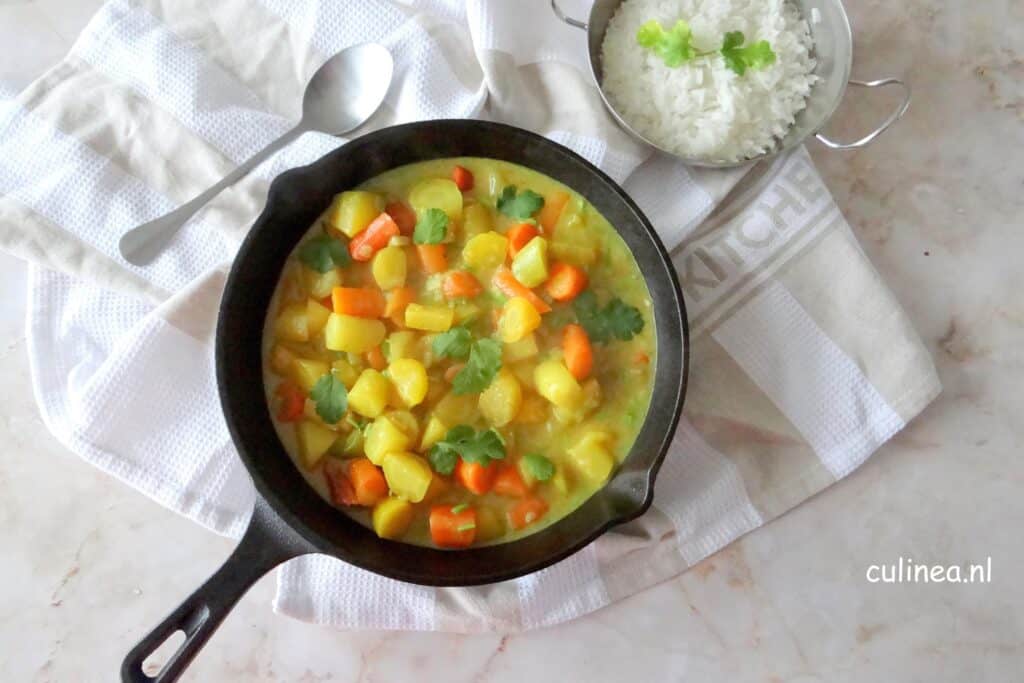Gele curry van wortelen