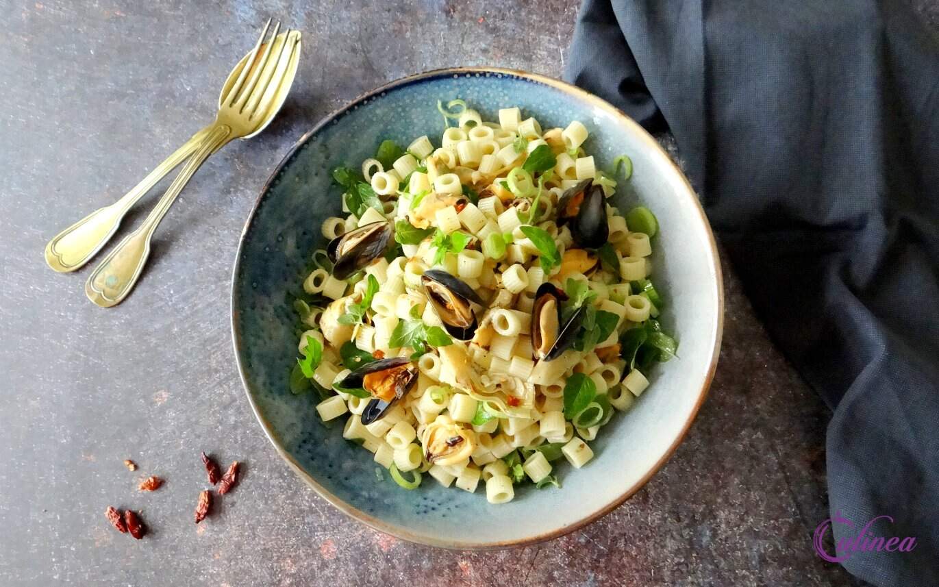 Pasta salade met mosselen en artisjok