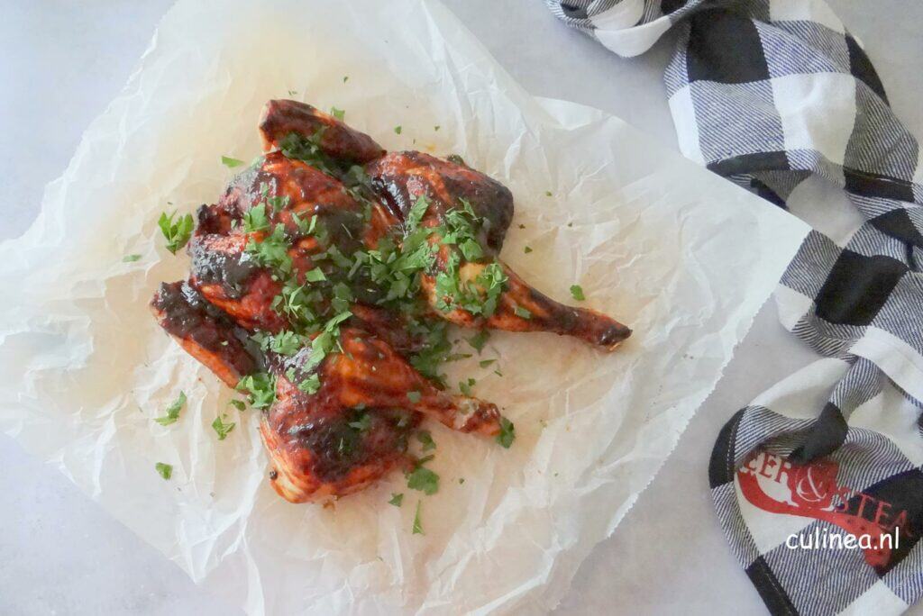 Gevlinderde kip met zelfgemaakte barbecuesaus