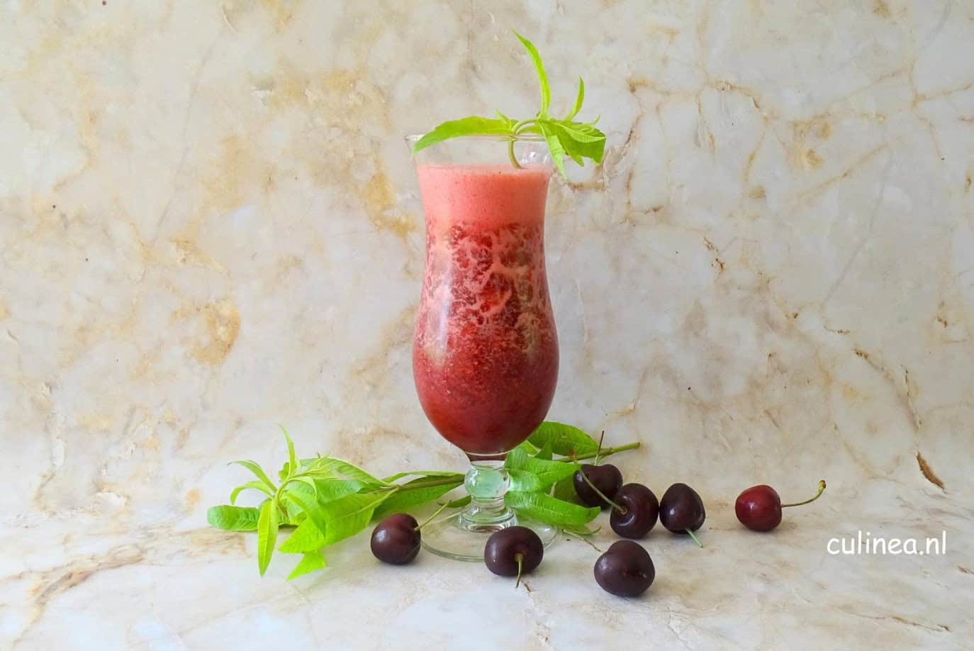 kersen verveine mocktail