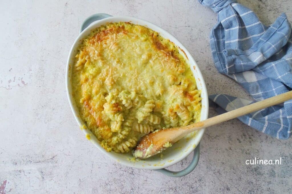 Groene Mac and Cheese met broccoli