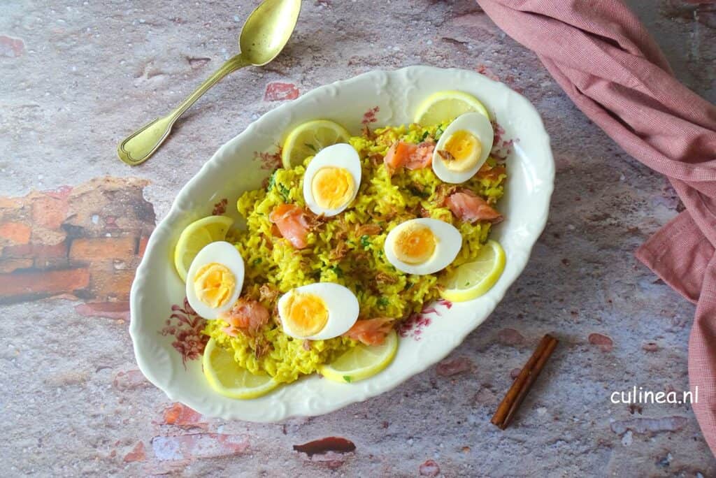 Kedgeree met warm gerookte zalm