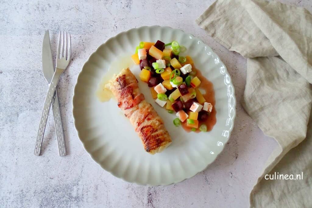 Kabeljauw met spek en bietensalade
