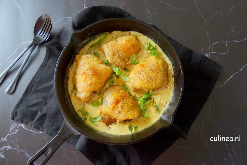 Kip in knoflook mosterd-roomsaus