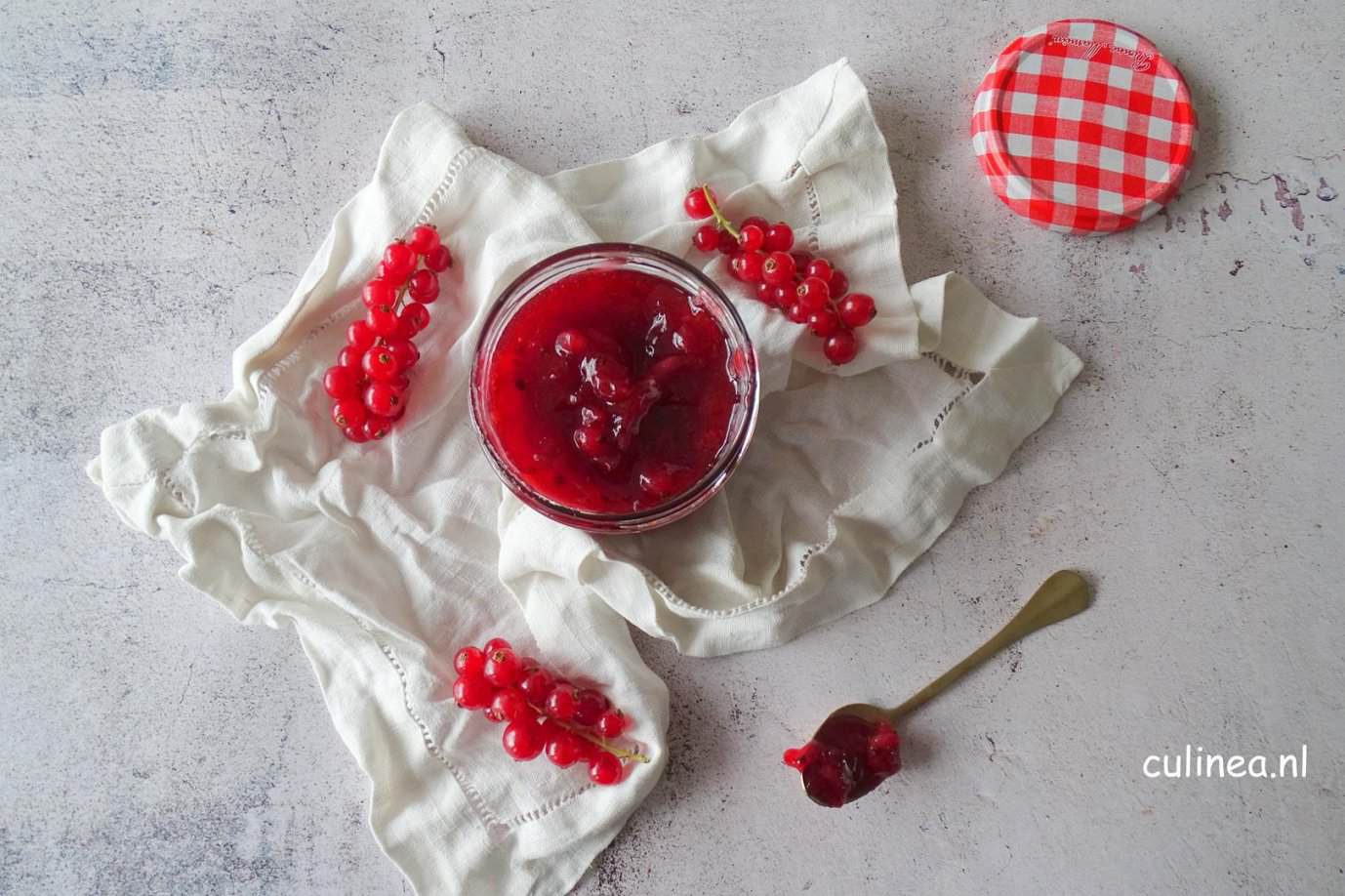 Zelf rode bessenjam maken