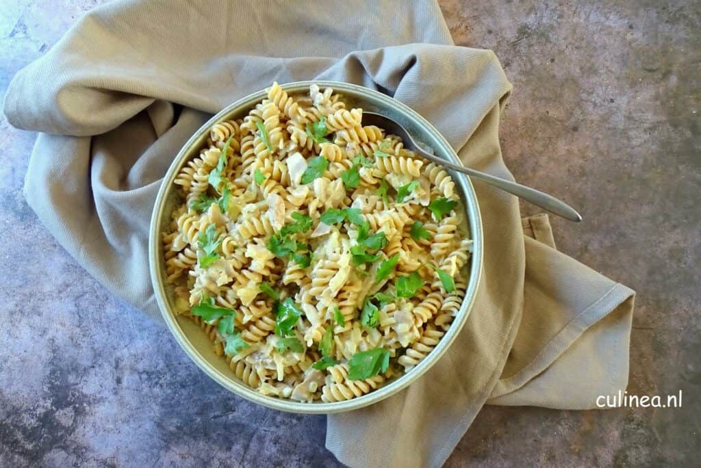 Romige pasta met kip en kaas