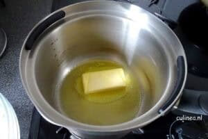 Zelf bechamelsaus maken