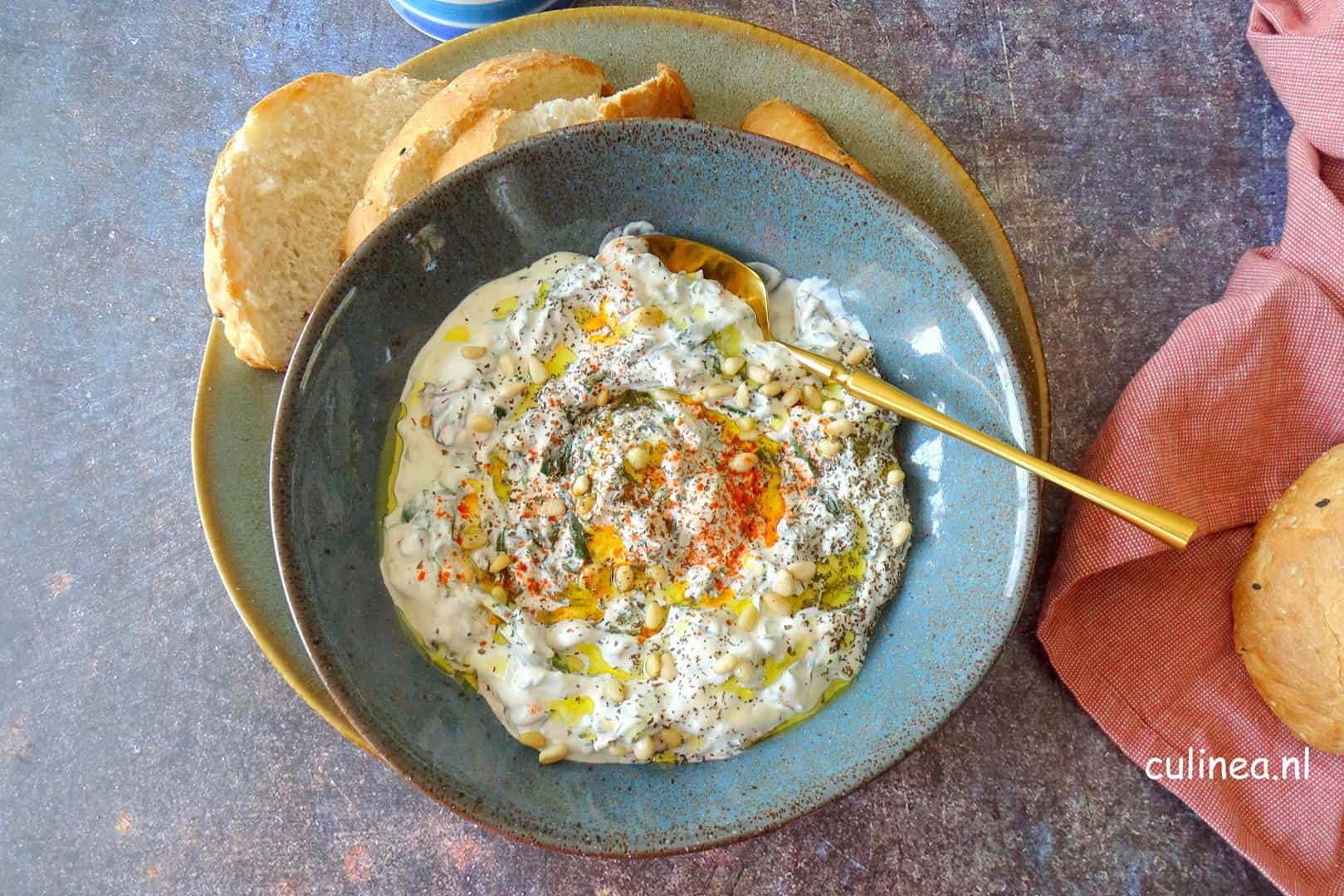 Spinazie yoghurtdip