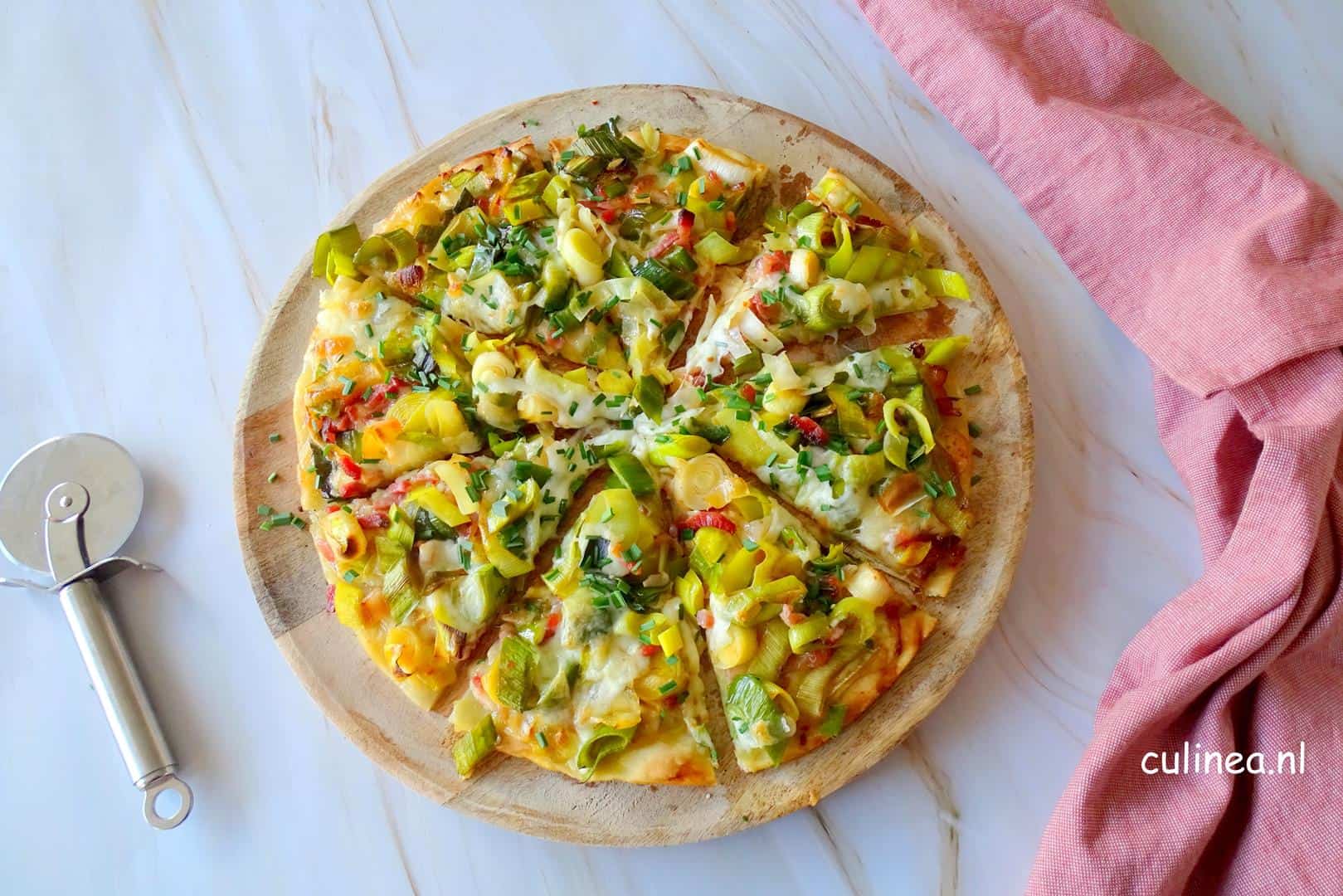 Pizza met prei en spekjes
