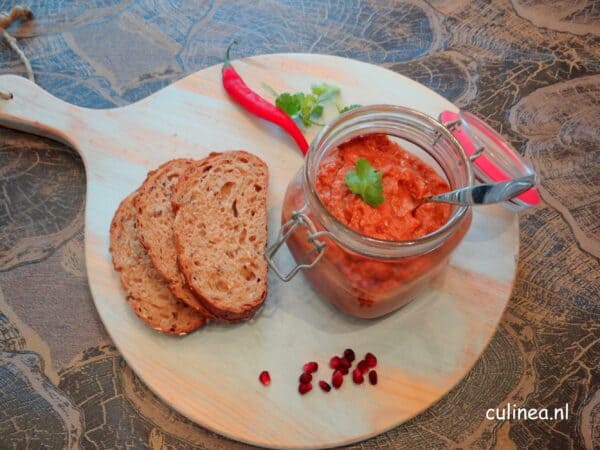 Dips en kruidenboters voor de barbecue