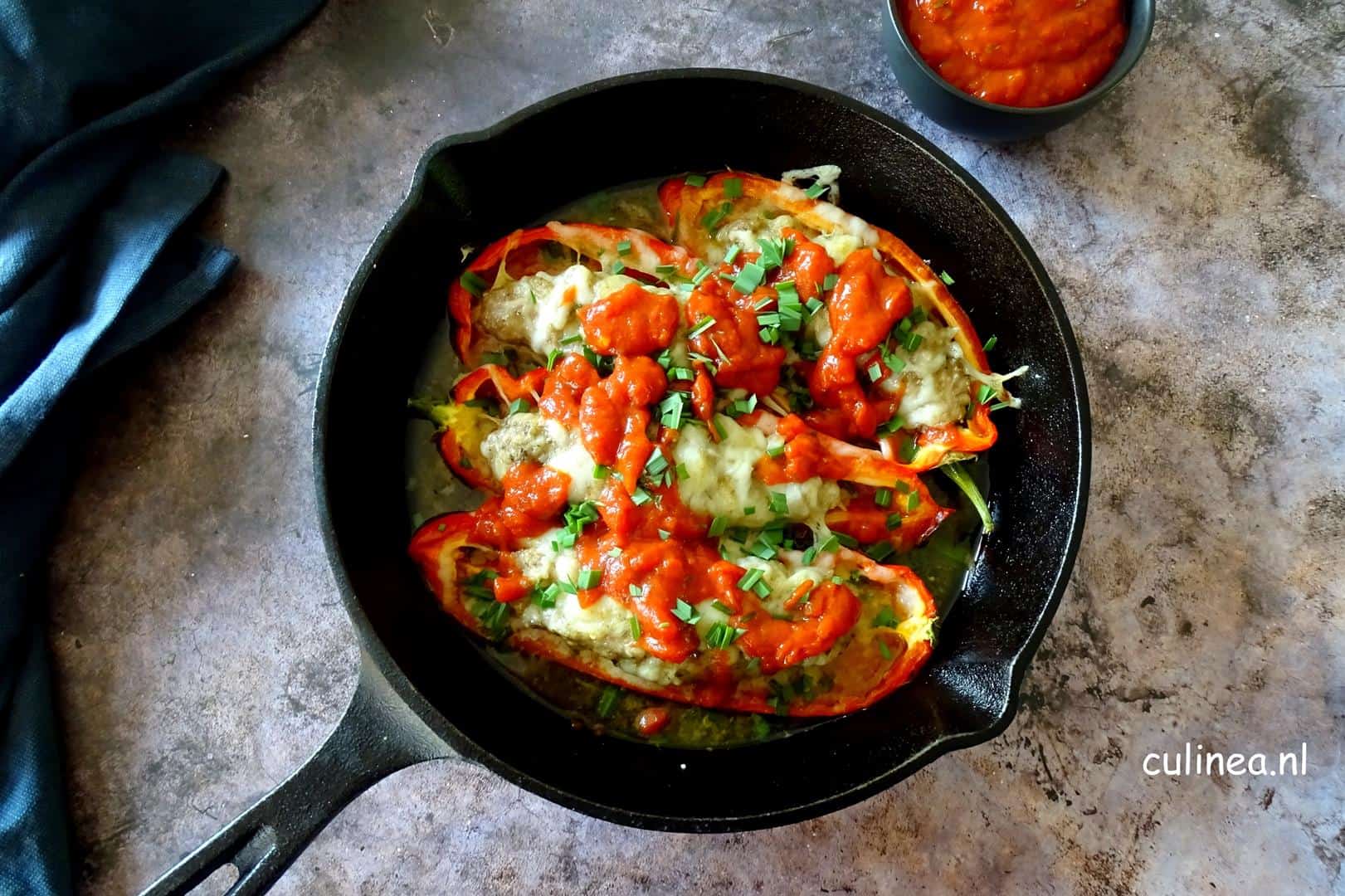 Gevulde paprika’s met worst