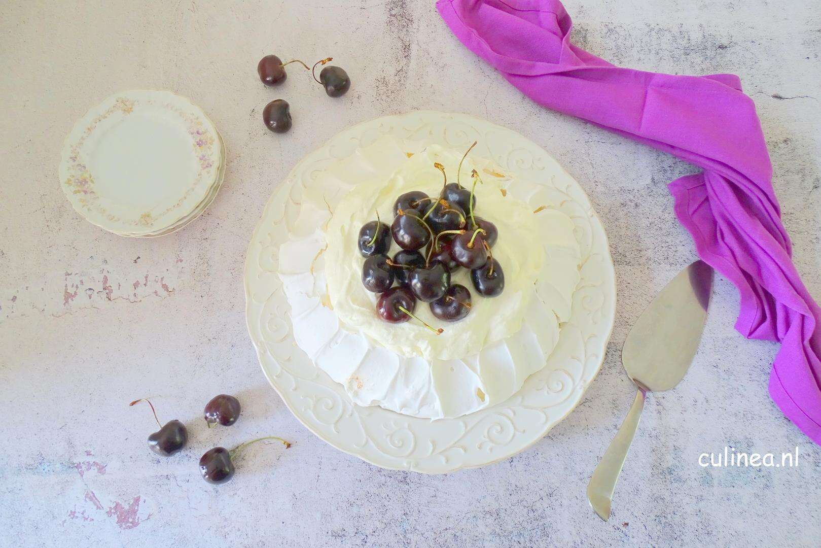 Schwarzwalder Kirsch Pavlova