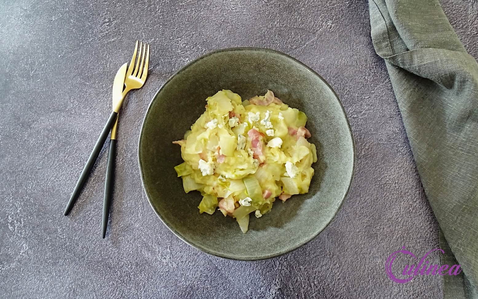 Witlofstamppot met ham en blauwe kaas