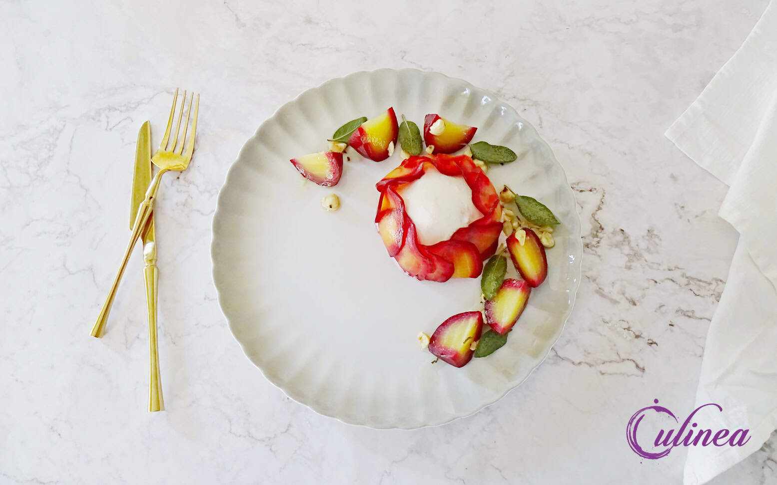 Gele bietjes met burrata en hazelnootdressing