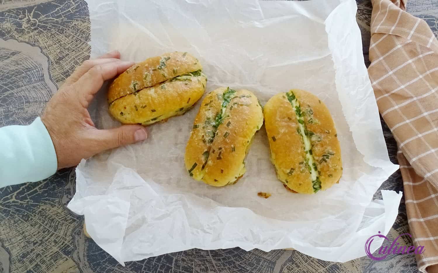 Knoflook roombroodjes