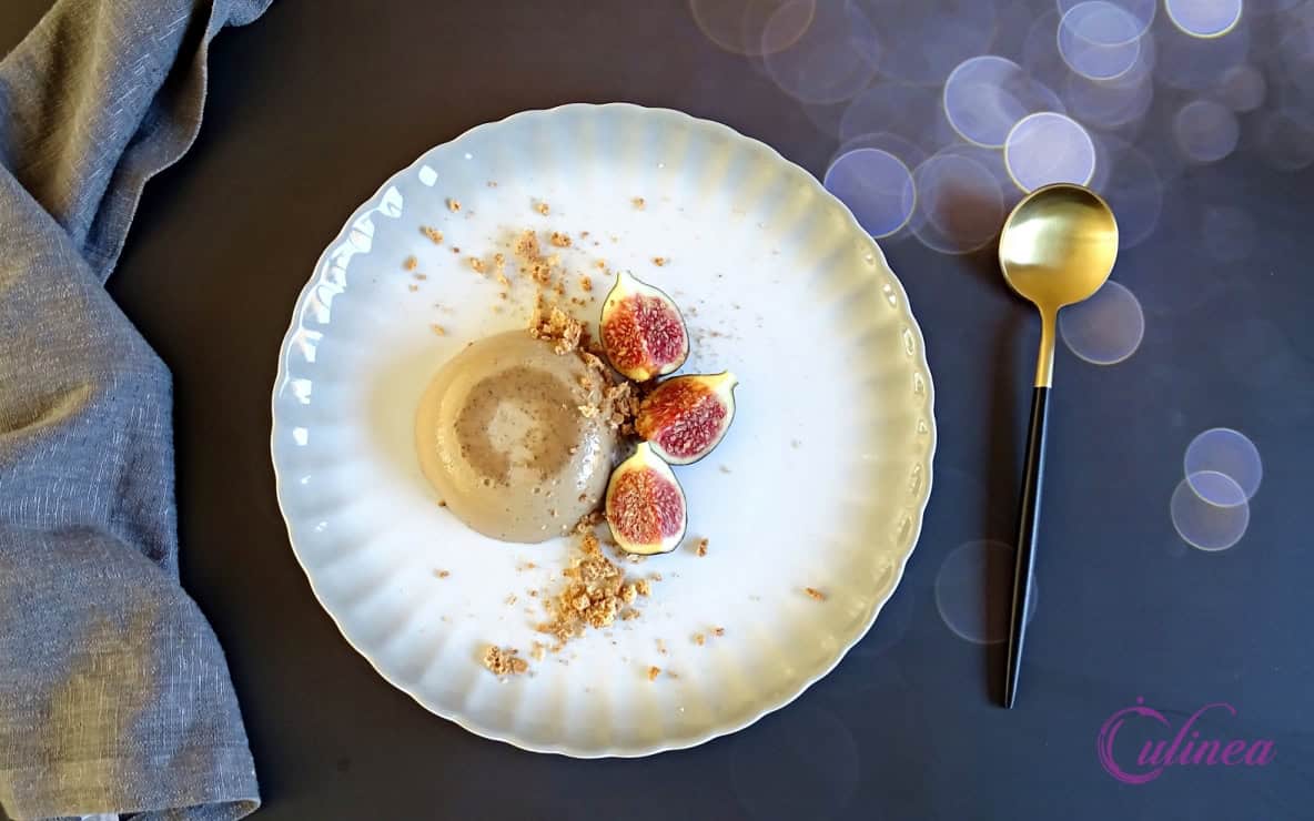 Koffie panna cotta met vijgen
