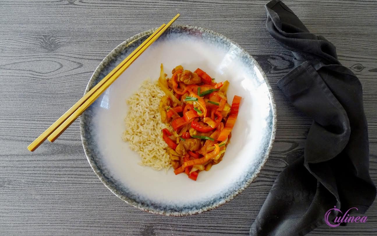 Chinese chili kip met rijst
