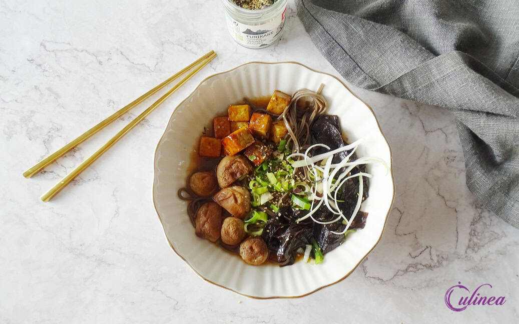 Soba noedelsoep met tofu