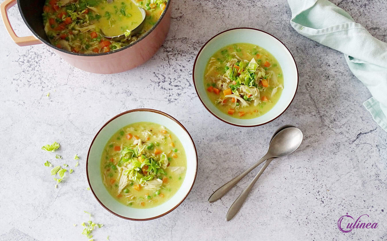 Kerrie kippensoep met kokosmelk