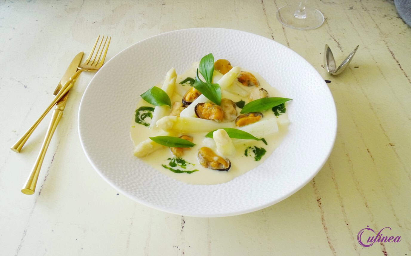 Asperges met mosselen